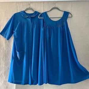 Lorraine Vintage 70s Cobalt Blue Nylon Peignoir Set Gown Robe Sz M